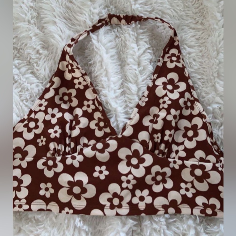 Altar’d State tie back halter top